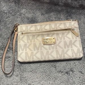 Michael Kors wristlet